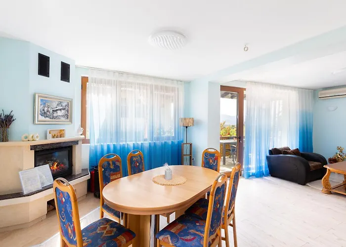 Roza Case de vacanță